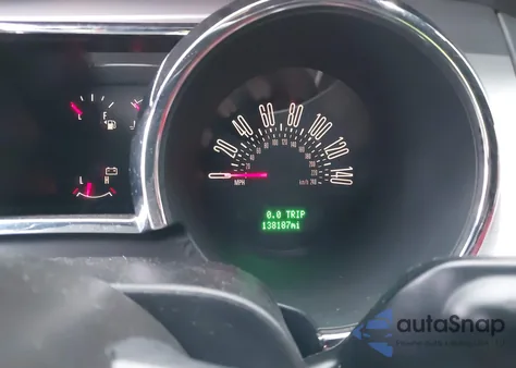 2007 Ford Mustang Gt Deluxe/Gt Premium из США, поврежденный, VIN 1ZVFT82H675246239